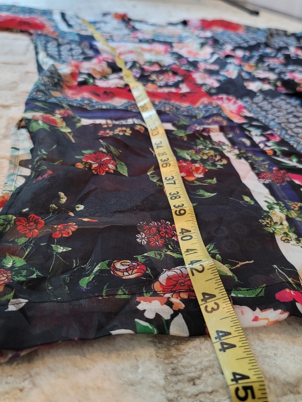 EUC RACHEL ZOE Patchwork Floral Kimono Robe Pockets Boho Women's Size OS - Picture 8 of 10